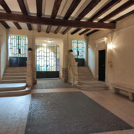 Arena Concert Concerto Love - Historic House Amorino At "Palazzo Tiolo" Palace Verona Bagian luar foto